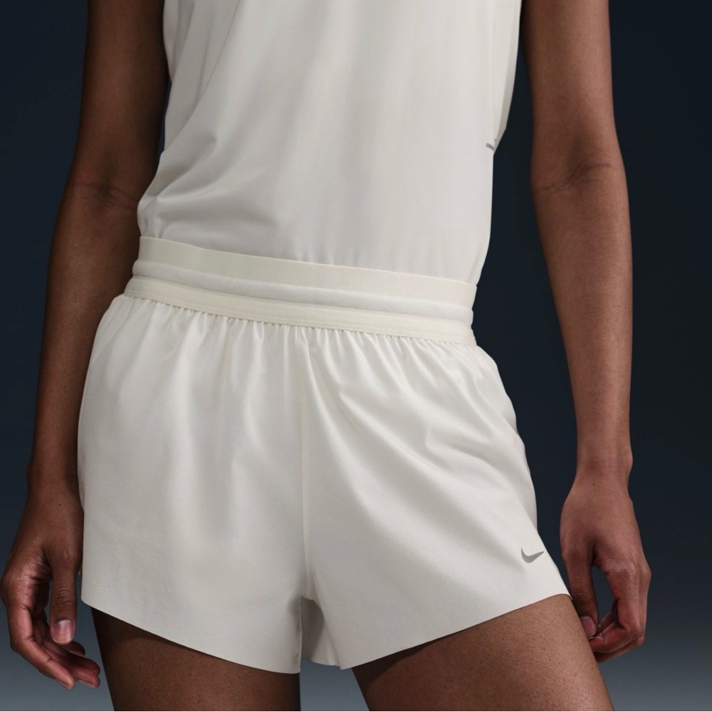 Women's Dri-FIT Mid-Rise 2.5" Brief-Lined Running Shorts size Med